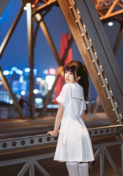 杨贵妃颤抖双乳呻吟求欢在线播放_高清免费观看最新