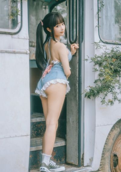 美女把尿口扒开让男人添_BD国语神马影院在线