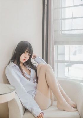 伊人免费在线观看高清版_蓝光版中文字幕包