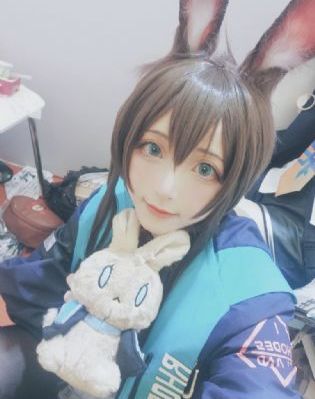 美女精品久久久久久国产潘金莲_免费观看完整版下载